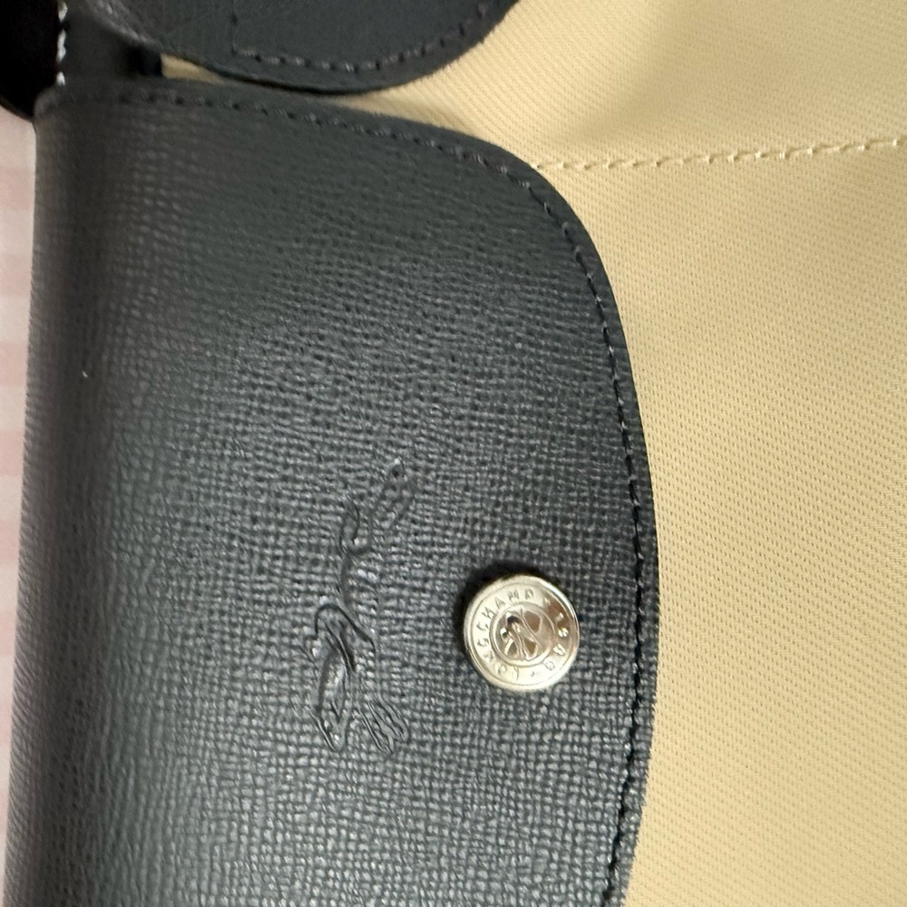 Longchamp Black and Tan Tote Bag - Picture 2 of 6